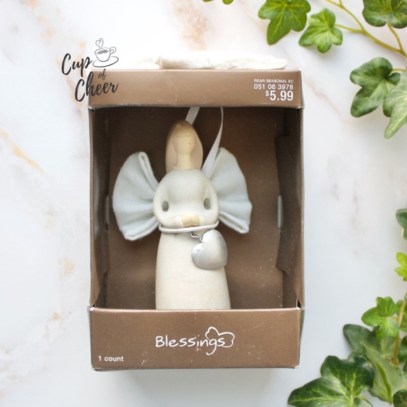 ✨2/$10 🎄Blessings Angel Ornament - Picture 1 of 4